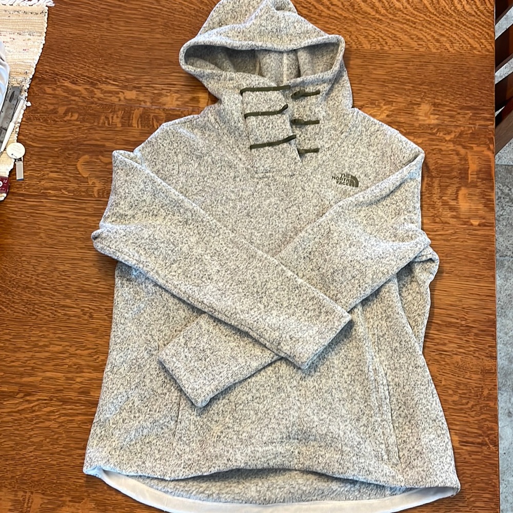 North face sweater